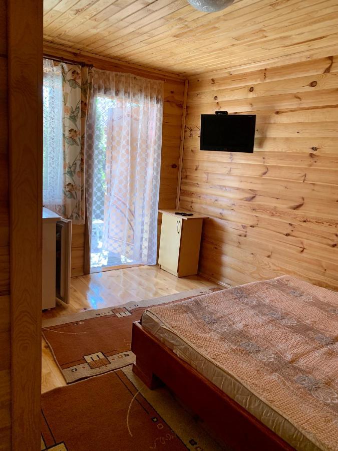 Комфортабельный Коттедж Bed and Breakfast Svityaz' Exterior foto